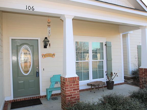 2nd image of 106 Stags Leap Dr