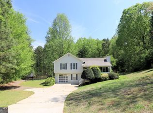 192 Deerfield Dr, Hiram, GA 30141