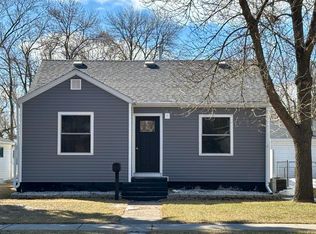 105 Arnold Ave N, Thief River Falls, MN 56701