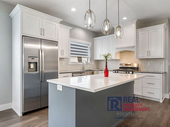 5th image of 6147 Beacon Ln