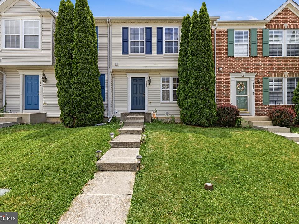 1st image of 611 Possum Trot Way