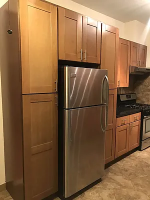 Rented by The Brokerage Group LLC | media 18