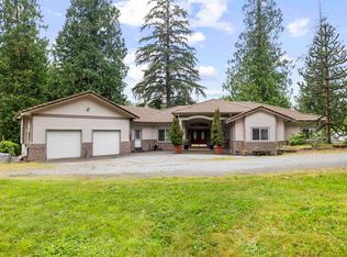 26350 Trethewey Cres, Maple Ridge, BC V2W 1A5
