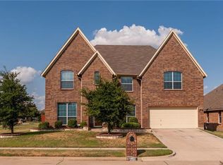 1402 Ten Mile Dr, Cedar Hill, TX 75104