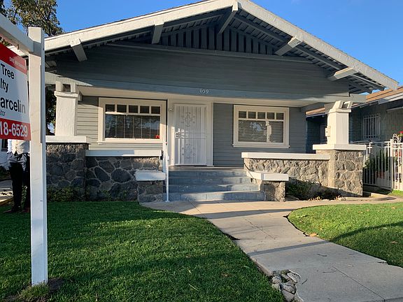 2nd image of 659 E 52nd Pl
