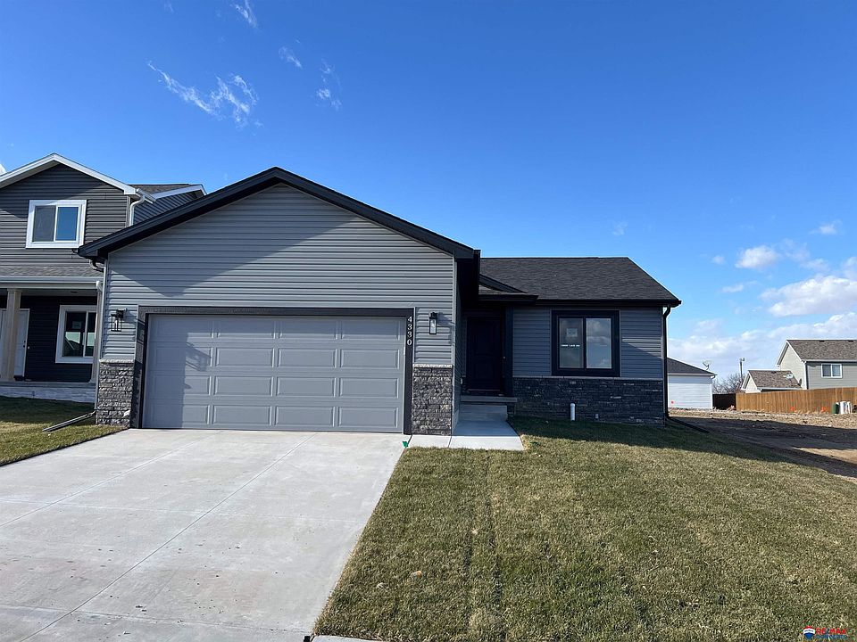 1st image of 4330 Woodside Village Dr