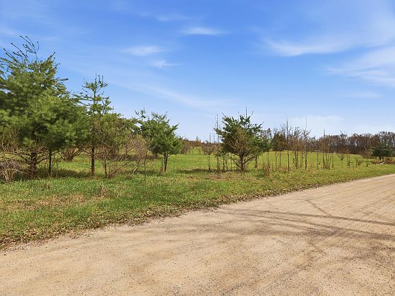 3rd image of V/l 12 Mile Rd