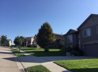 5915 S 187 Avenue Cres, Omaha, NE 68135