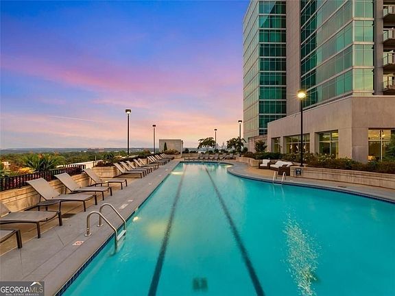 5th image of 250 Pharr Rd Unit 601