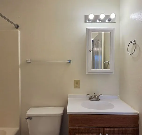 4104 Hillview Way — Photo 14