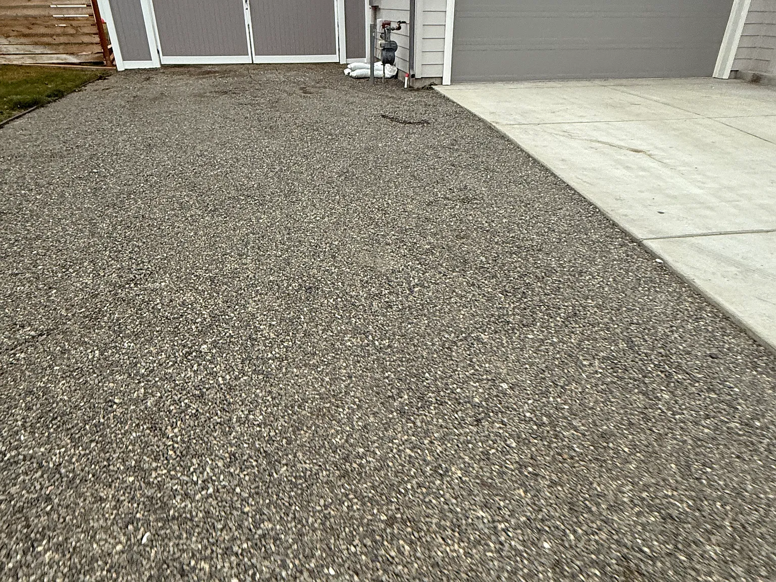303 Emerald Ave — Photo 3