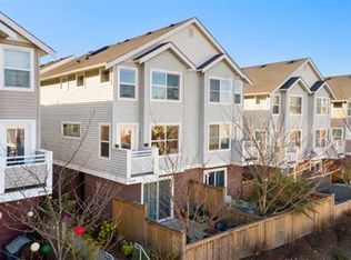 9025B 18th Ave SW, Seattle, WA 98106