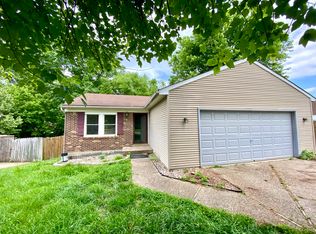 12234 Somerset Dr, Louisville, KY 40229