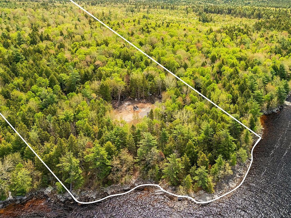 1st image of 170 S Point Rd