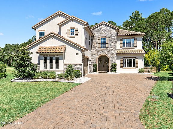 2nd image of 2440 IZOLA Court