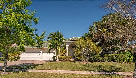 2nd image of 4420 SW La Paloma Dr