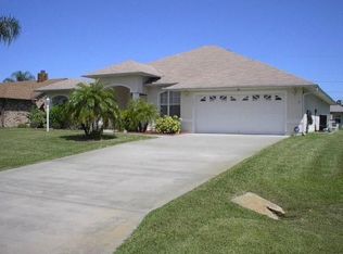 943 Gardenia St, Sebastian, FL 32958