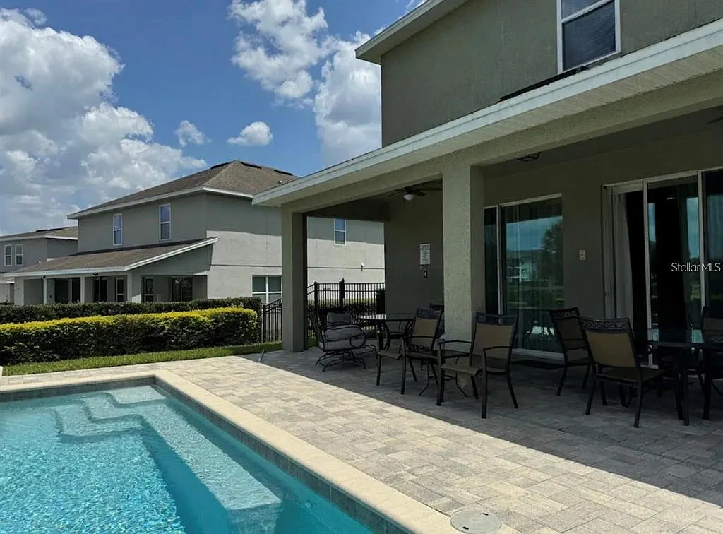 6 bed, 6.0 bath, 2831 sqft, $4,500 — Photo 4