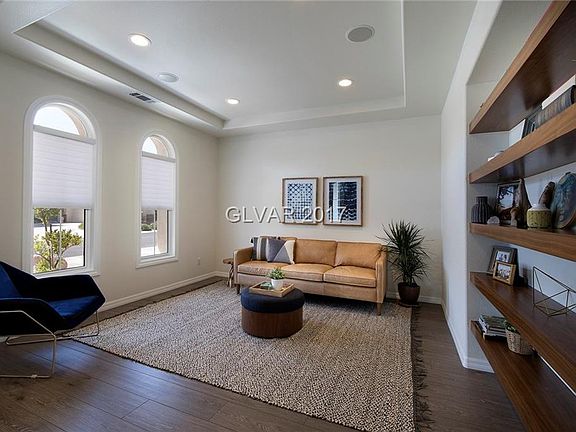 5th image of 935 Armandito Dr