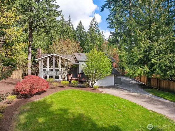 22018 SE 35th Street, Sammamish, WA 98075