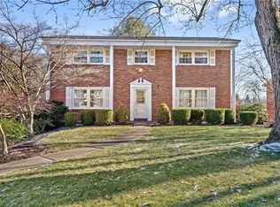 204 Centerdale Rd, Coraopolis, PA 15108