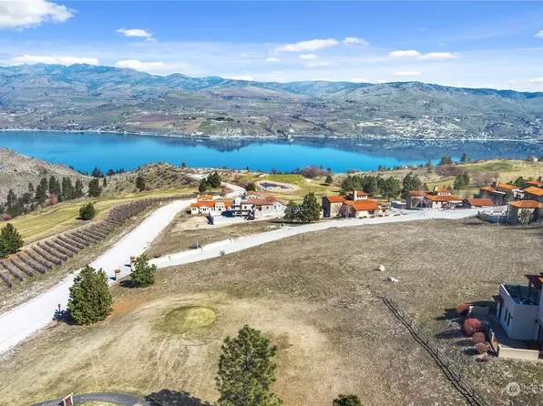 211 Bandera Way, Chelan, WA 98816