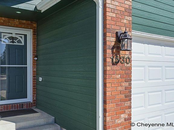 3rd image of 1530 Corral Pl
