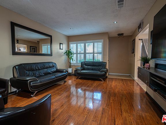 2nd image of 9800 Vesper Ave Unit 145