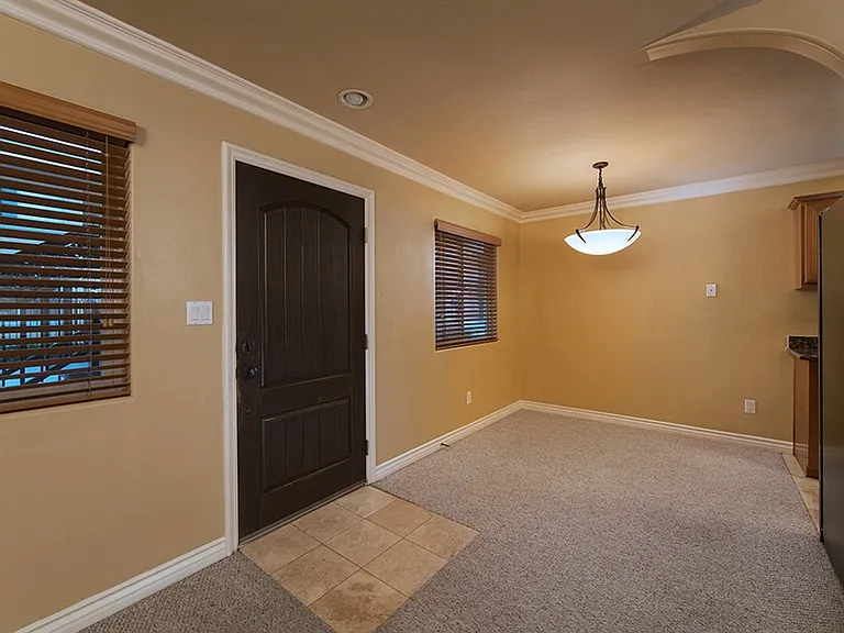 1450 Iris Ave — Photo 5