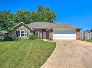 3436 Serviceberry Ln, Springdale, AR 72764