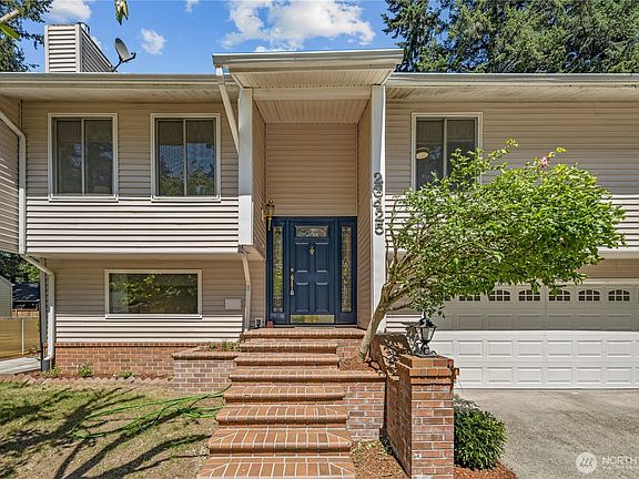 3rd image of 26425 Timberlane Drive SE