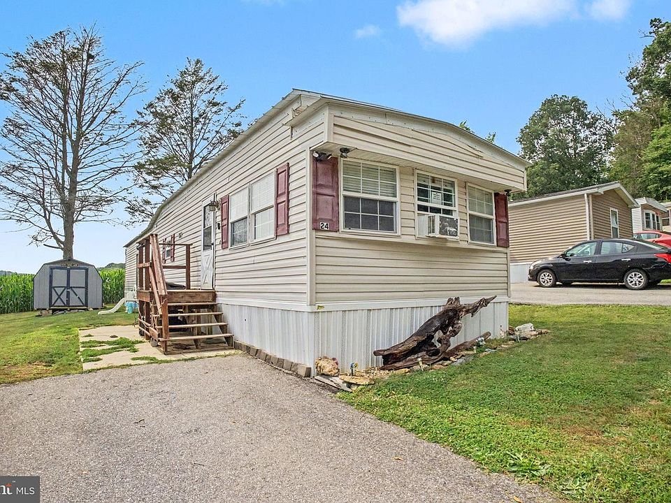 1st image of 24 Ashton Dr