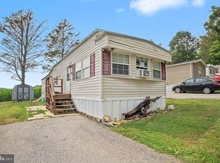 24 Ashton Dr, New Providence, PA 17560