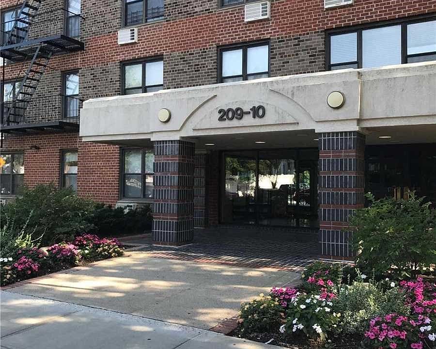 1st image of 20910 41st Ave APT 4J