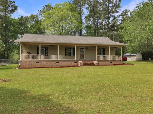 2175 Ridgewood Ln, Hazlehurst, MS 39083