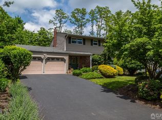 44 Calvert Ave W, Edison, NJ 08820