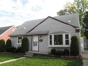 1st image of 25664 Mackinac St