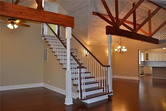 1st image of 3262 Derby Pl