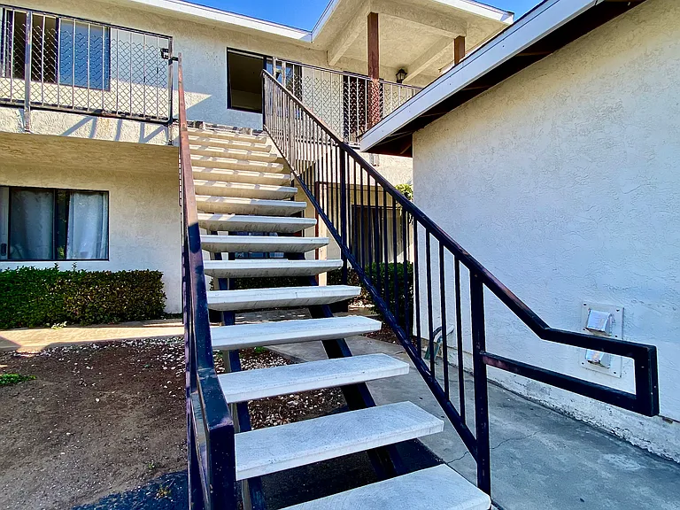 8965 Switzer Dr #10 — Photo 5
