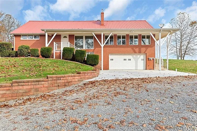 495 Center Grange Rd photo 1
