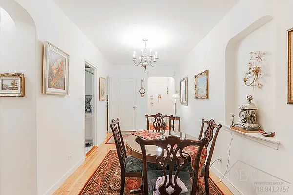 Sold by Ideal Properties Group | media 5