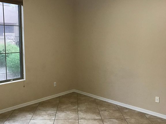 4th image of 28725 N 21st Ave