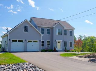 27 Pendleton Dr, Hermon, ME 04401