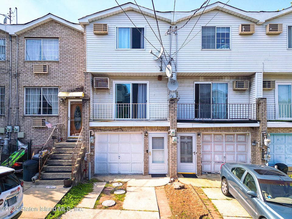 1st image of 77 Dayna Dr