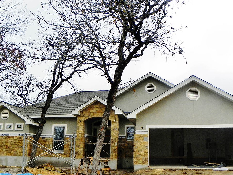 1st image of 196 Great Oaks Blvd