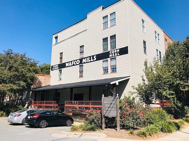 1st image of 801 W McGee St Unit 26