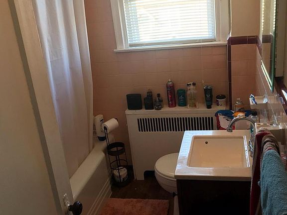 5th image of 1300 Unruh Ave Floor 2