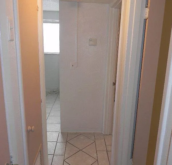 509 S Grandview Ave #1 — Photo 30