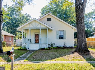 27 Oak St NE, Rome, GA 30161