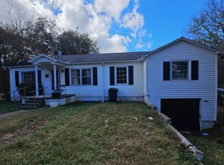 425 Rollins Ave, Henderson, NC 27536